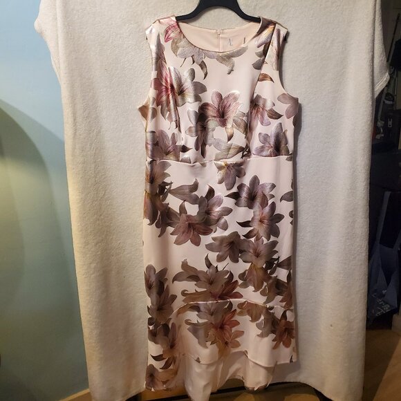 Women's XL Floral Metallic High-Low Dress. Stretchy, Formal, Wedding, No Tags - Picture 1 of 8